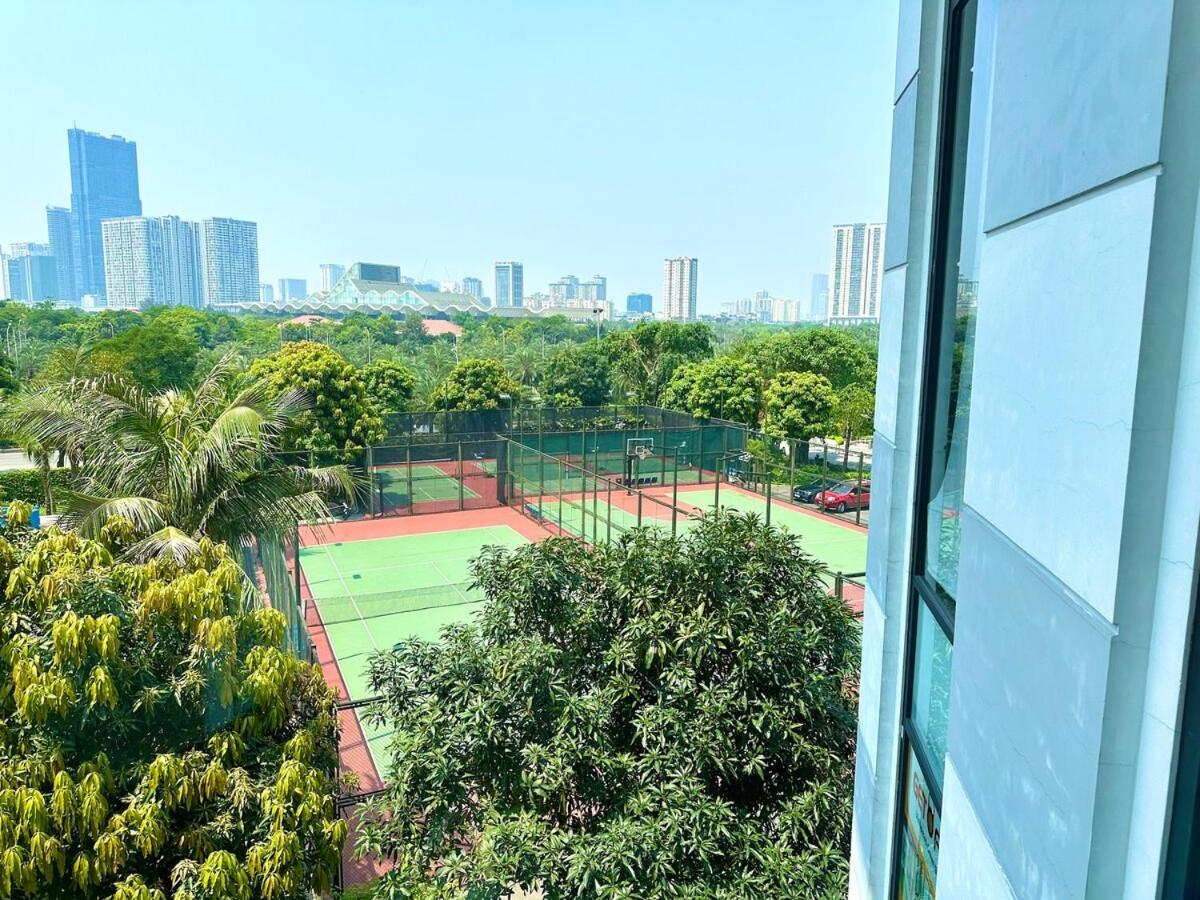 Căn hộ Deluxe In Vinhomes Bay With Swimming Pools, Gym And Outdoor Sports Hà Nội